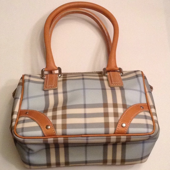 burberry purse womens